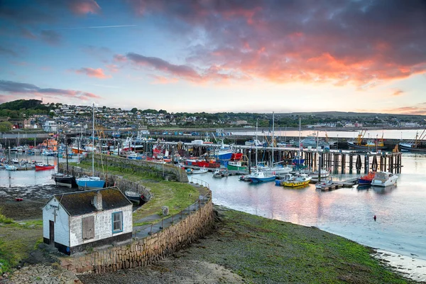 Sunrise at Newlyn in Cornwall — Stock Photo, Image