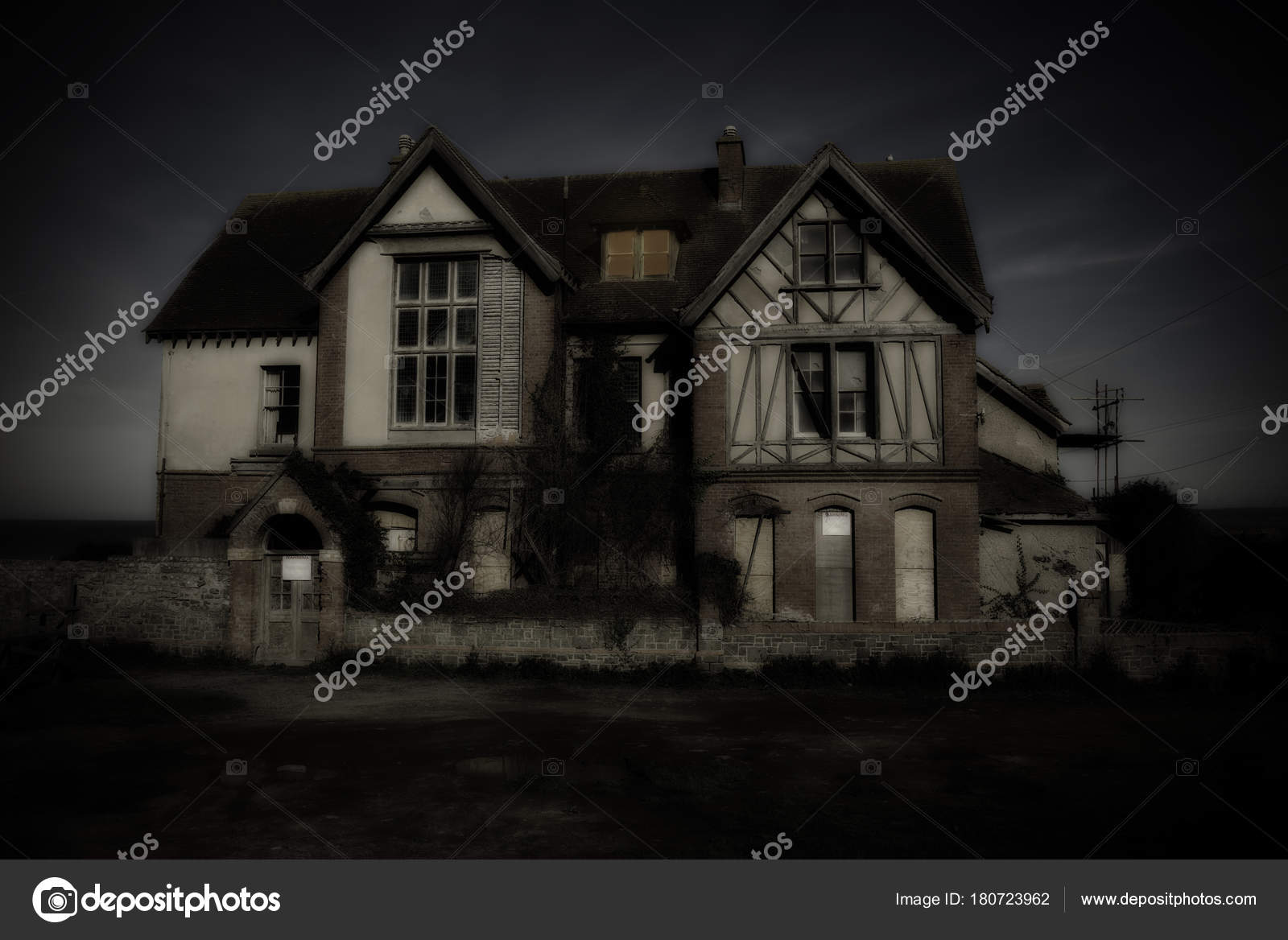 huanted house