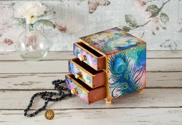 Decoupaged Jeqwellery Box — Stock Photo, Image