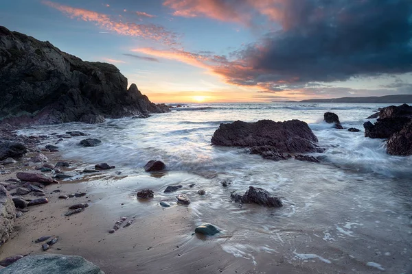 Sonnenuntergang am Strand — Stockfoto