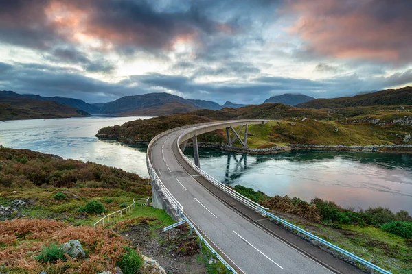 Amanecer Puente Kylesku Las Highlands Escocia Carril Costa Norte 500 —  Fotos de Stock