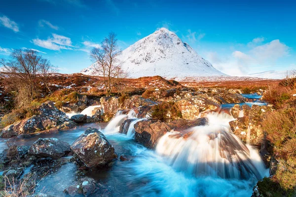 Cascadas Pie Montaña Buachaille Etive Mor Fondo Glen Etive Glencoe — Foto de Stock