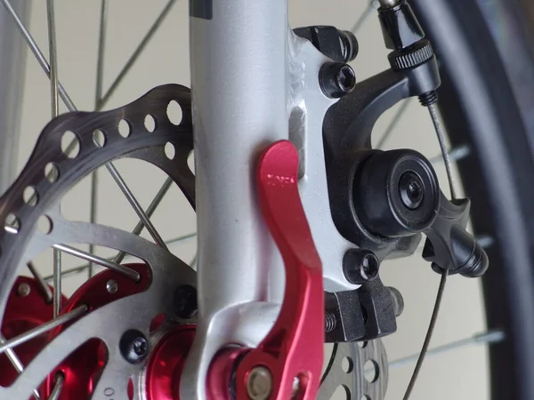 Bicycle disc brake system