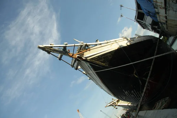 木船停泊在雅加达Sunda Kelapa港 2019年5月1日 雅加达 — 图库照片