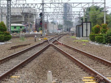 Krl Kereta Rel Listrik, Jakarta Endonezya Jakarta 'da toplu taşıma araçlarından biri olan Commuter Line olarak da bilinir, 06 Aralık 2019