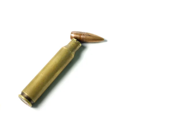 Makroaufnahme Einer Kugel Des Kalibers Auf Weißem Isoliertem Hintergrund — Stockfoto