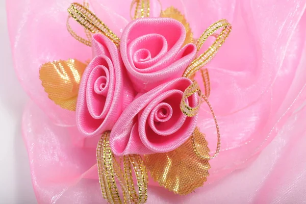 人工粉红玫瑰花束 带有文字版权空间 — 图库照片