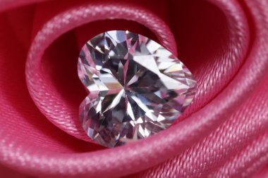 Pırıl pırıl pırıl pırıl kalp atışları.