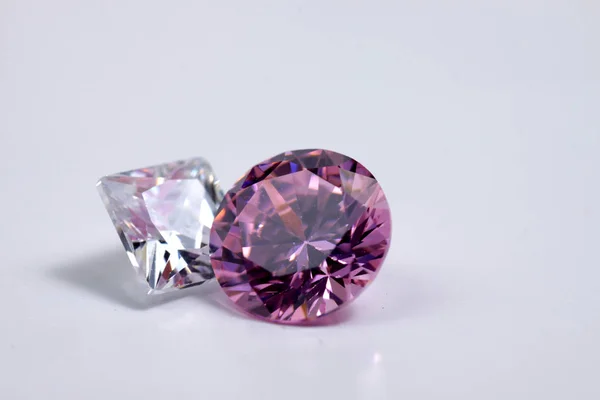Makro Skott Rosa Färg Runda Formade Glänsande Diamant Isolerad — Stockfoto