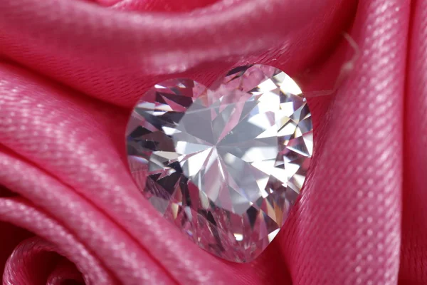 Macro Shoot Heart Shaped Sparkling Diamond Isolated Background — Stock Photo, Image