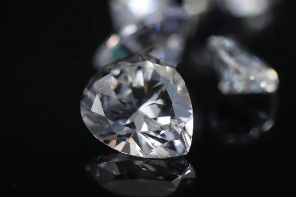 Makro Hajtások Egy Csoport Gyémánt Amely Különböző Formájú Szív Kerek — Stock Fotó