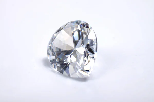 Gros Plan Pousse Diamant Brillant Qui Facettes Poire Formes Fond — Photo