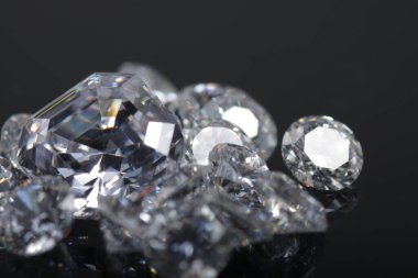 Mücevherler için elmas boncuklar harika kristal zirkon yakın çekim 