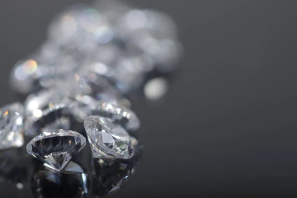 Close Shot Beautiful Brilliant Crystal Zirconia Diamond Beads Jewelry — 스톡 사진