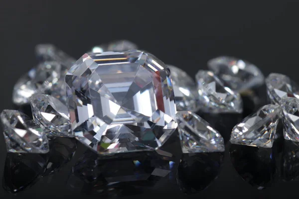 Mücevherler Için Elmas Boncuklar Harika Kristal Zirkon Yakın Çekim — Stok fotoğraf