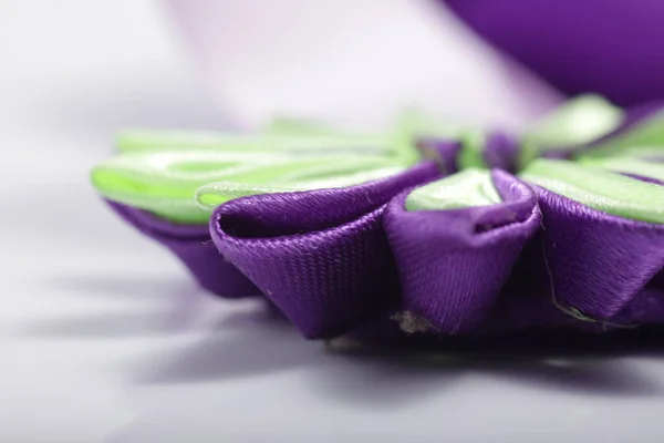 Purple Flower Broche Made Satin Ribbon — Stock Photo, Image