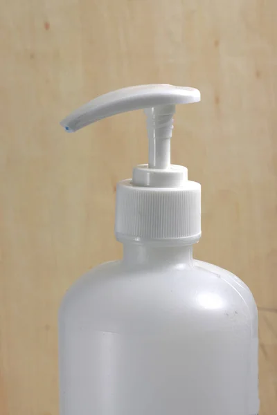 Κοντινό Πλάνο Του Απολυμαντικού Χεριών Λευκό Μπουκάλι Αντλία — Φωτογραφία Αρχείου