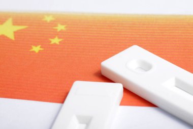 COVID 19 'a neden olan Corona Virüsü / nCOV (SARS-CoV-2) romanı gibi tıbbi tarama amaçlı kullanılan 