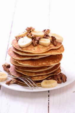 Krep muz ve ceviz ile