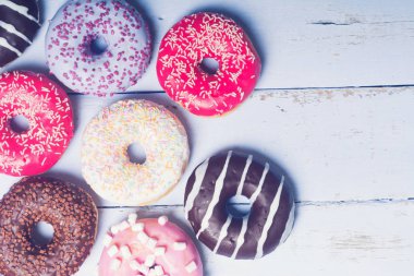 çikolata ile çeşitli börekler