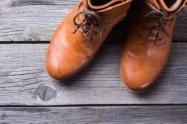 Botas de mujer marrón —  Fotos de Stock