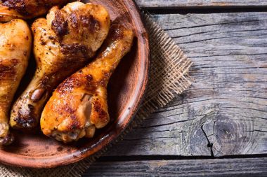 ızgara tavuk drumsticks