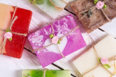 renkli meyve el yapımı Sabun