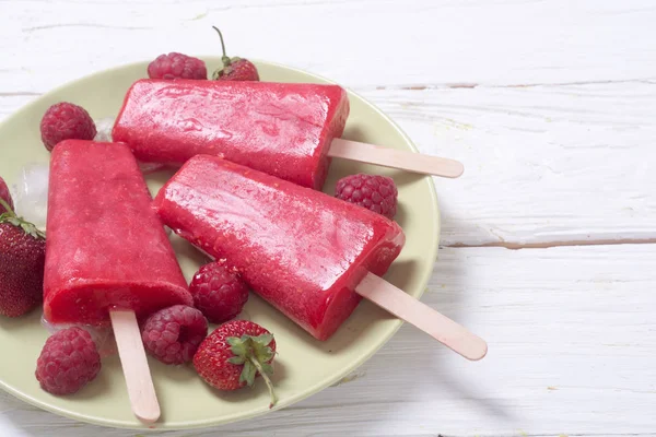 Colorful homemade popsicle — Stock Photo, Image