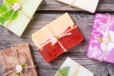 renkli meyve el yapımı Sabun