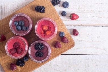 Taze ev yapımı tatlılar