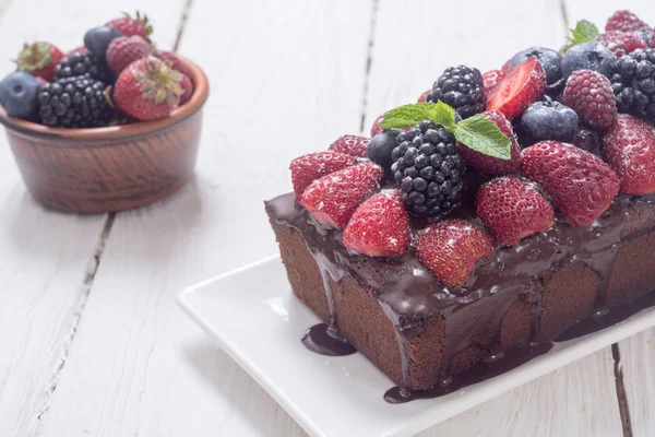 Gâteau au chocolat fait maison — Photo