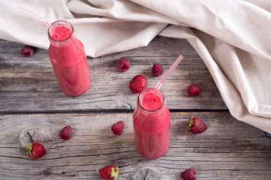 Taze ev yapımı tatlılar