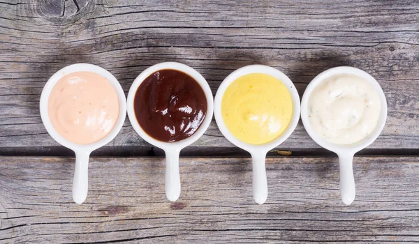 Ensemble de sauces — Photo