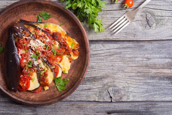 fırında patlıcan domates ile 