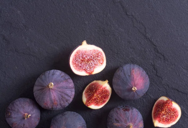 Ripe sweet figs — Stock Photo, Image