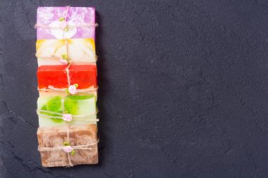 renkli meyve el yapımı Sabun