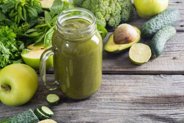 Yeşil Detoks güler yüzlü