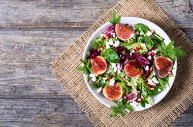 Sonbahar Roka Salatası