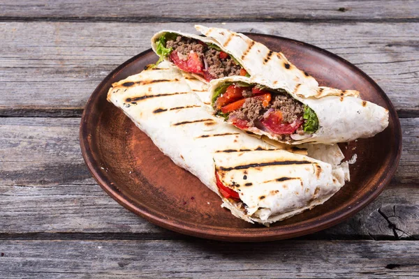 Σπιτικά νόστιμα burrito — Φωτογραφία Αρχείου