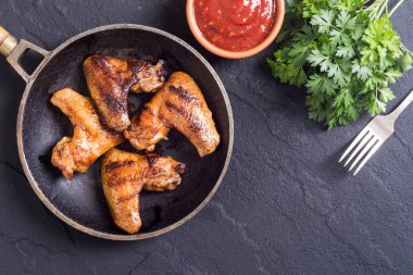 ızgara tavuk kanadı