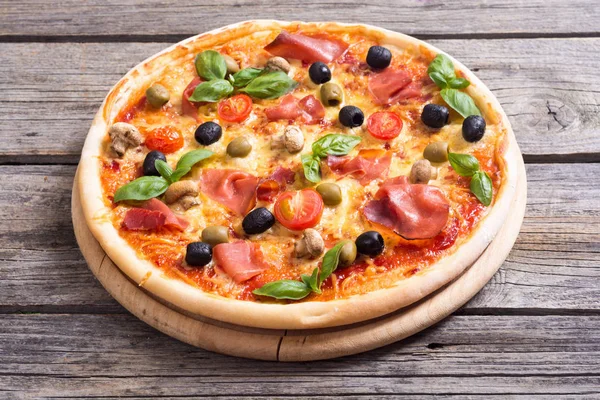 Pizza italiana con marmellata — Foto Stock