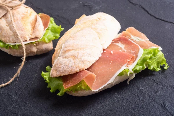 Sandwich met hamon — Stockfoto