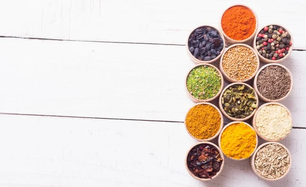 Olika av indiska kryddor — Stockfoto