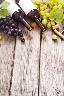 kırmızı ve beyaz şarap. 