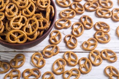 Ev yapımı kızarmış soğan halkaları. 