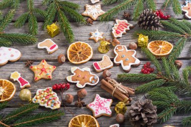 Kurabiyelerle Noel süslemesi 