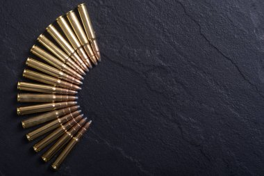 Silah kartuş 8mm kalibre