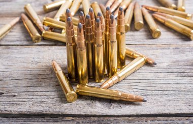 Silah kartuş 8mm kalibre