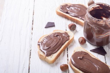 somun nuga krem sandviç