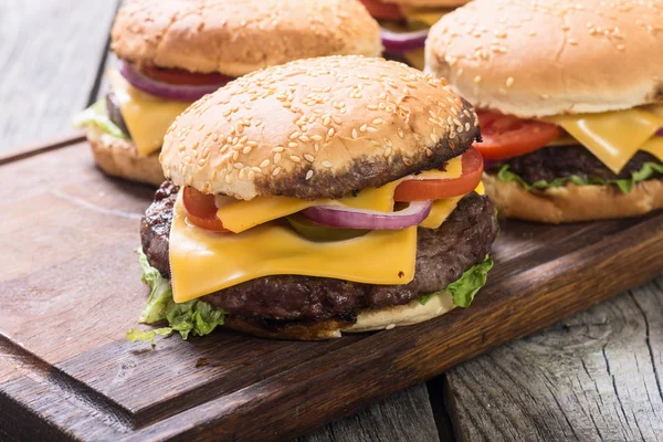 Hambúrguer americano pouco saudável — Fotografia de Stock